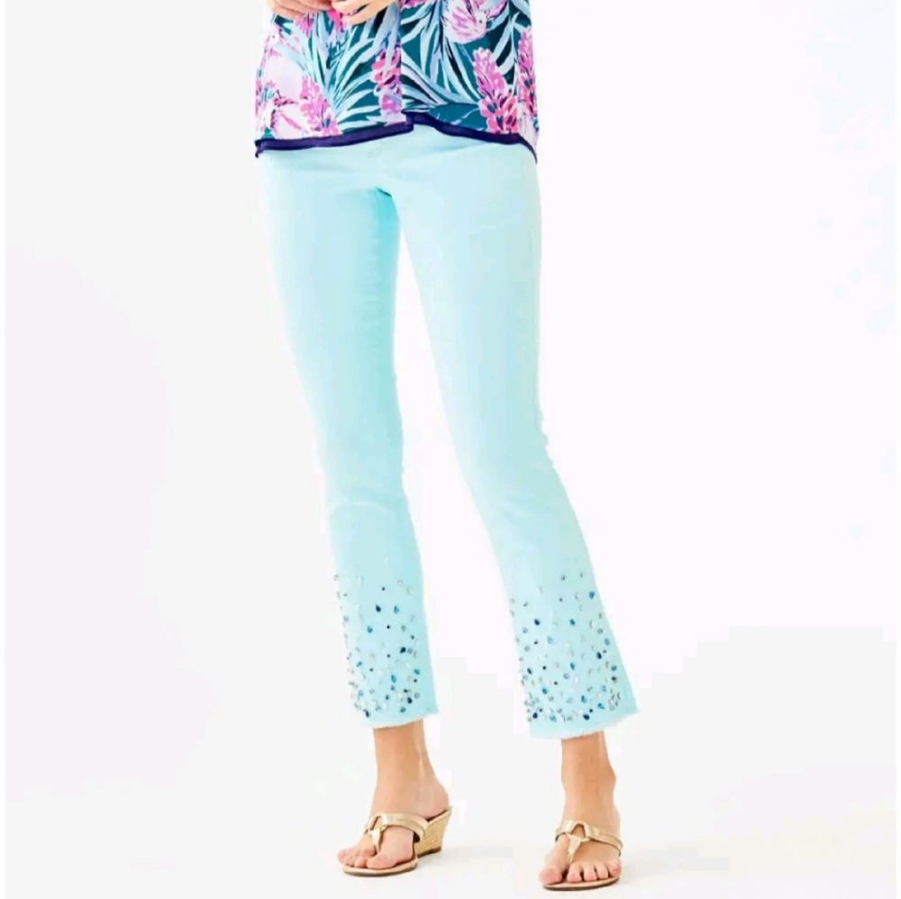 NWT Lilly Pulitzer South Ocean Crop Flare Jeans. Size 6